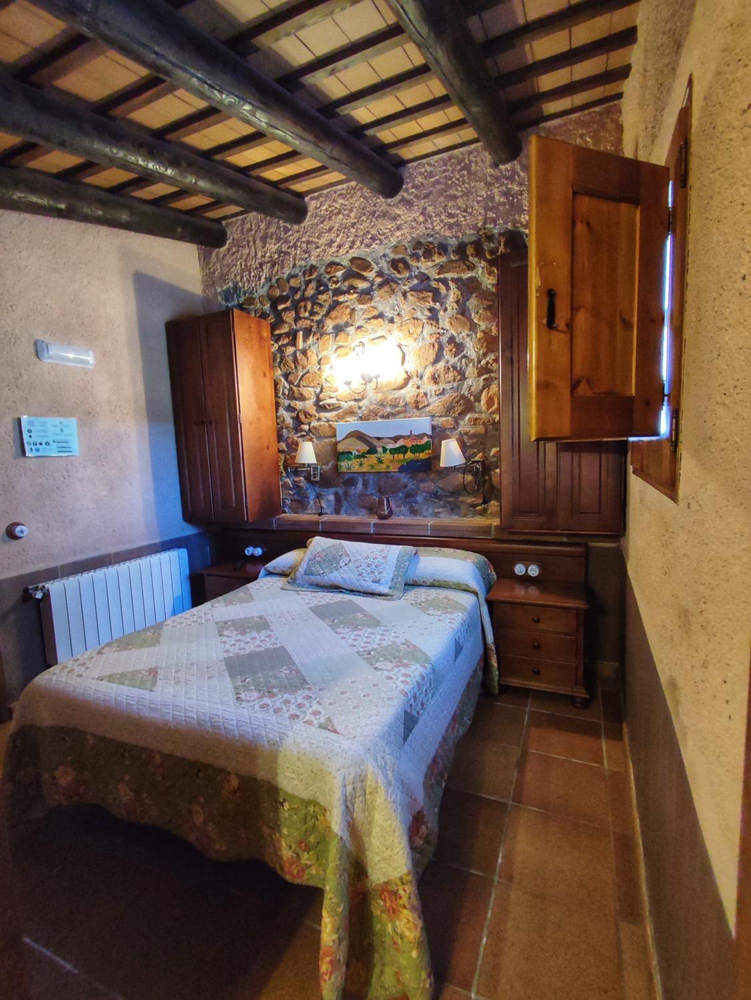 Masia Can Felip Llinars del Valles Bagian luar foto